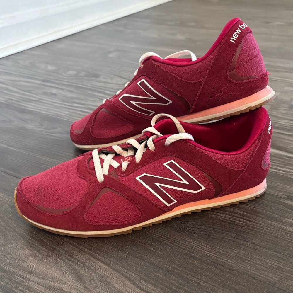 New Balance 555 Red Sneaker